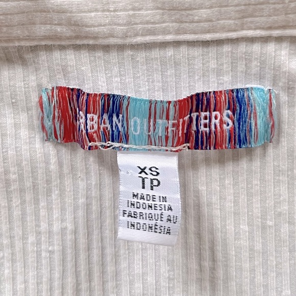Urban Outfitters 70's Collared Long Sleeve Size XS - Picture 4 of 4